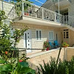 Sunset Free Parking & Wifi Apartment Dubrovnik