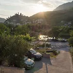 Sunset Free Parking & Wifi Apartament *