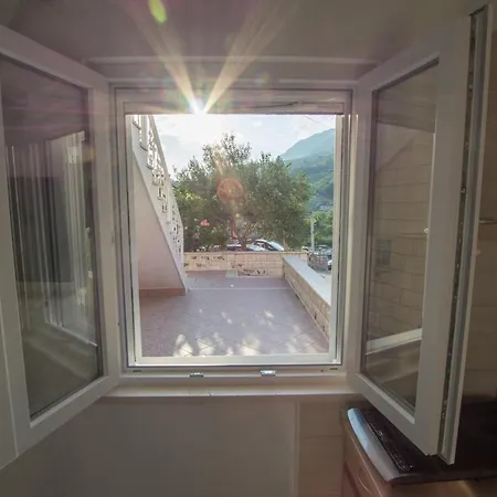 Sunset Free Parking & Wifi