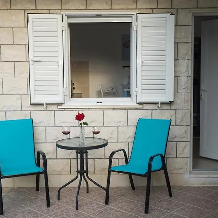 Sunset Free Parking & Wifi *