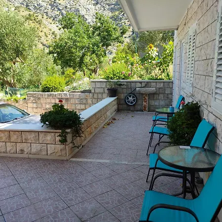 아파트 Sunset Free Parking & Wifi