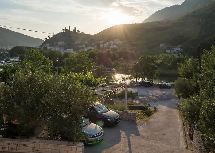 Sunset Free Parking & Wifi Apartament *