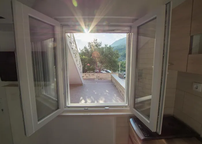 Sunset Free Parking & Wifi