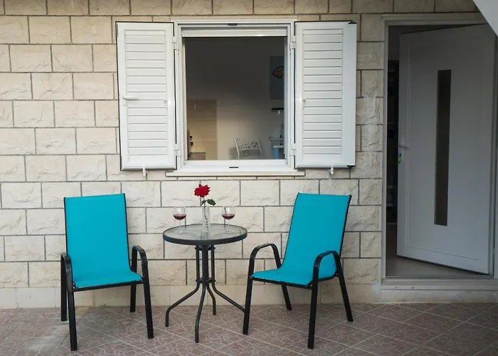 Sunset Free Parking & Wifi *