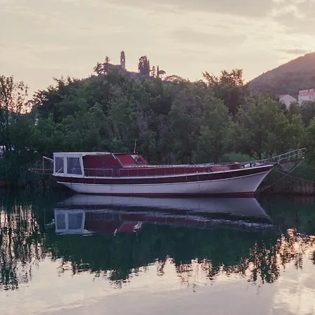 Sunset Free Parking & Wifi דירה *